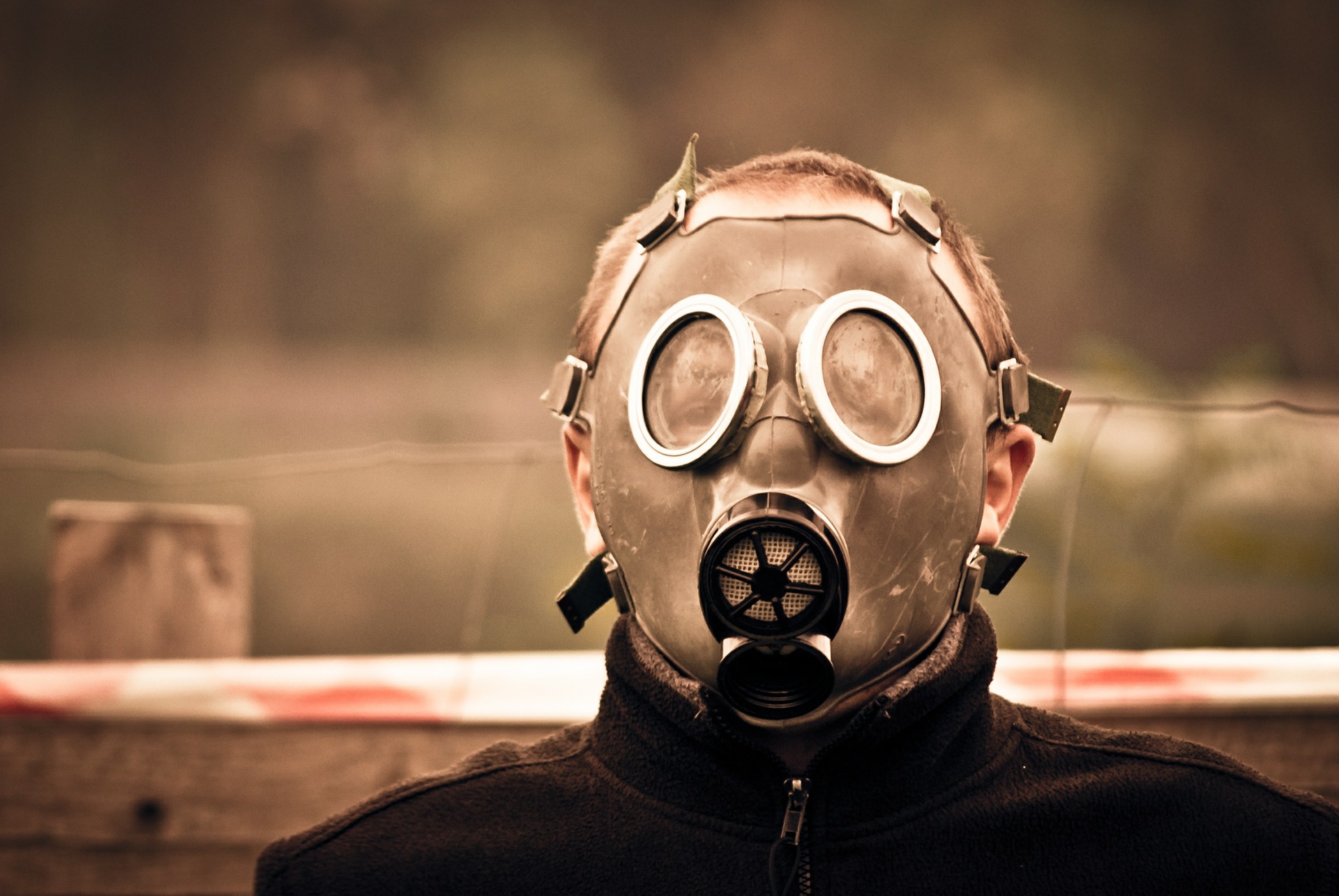 gas mask 469217 1920